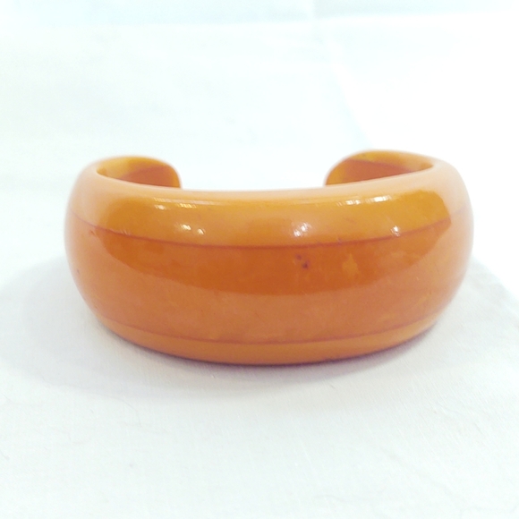 Vintage Butterscotch Layered Bakelite Cuff Bracelet - Picture 2 of 7